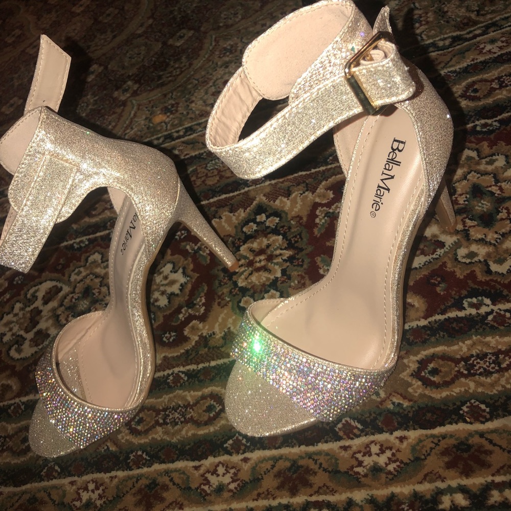 #heels #sparklyheels #nudeheels #highheels